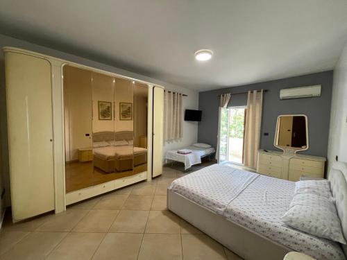 Postel nebo postele na pokoji v ubytování Hotel Freedom