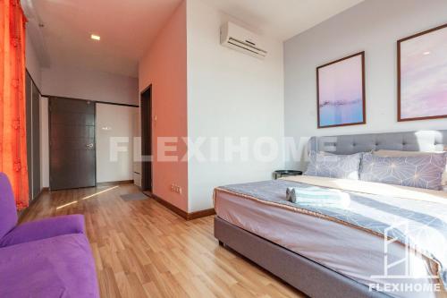 a bedroom with a large bed in a room at 10am-6pm, SAME DAY CHECK IN AND CHECK OUT, Work From Home, Shaftsbury-Cyberjaya, Comfy Home by Flexihome-MY in Cyberjaya
