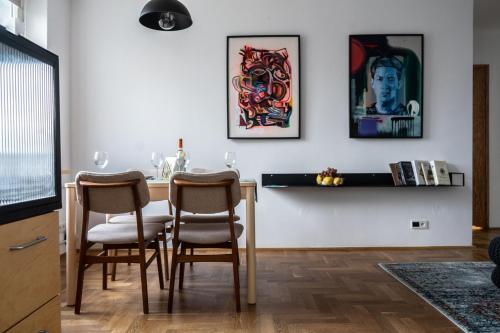 oompH Warsaw Central Elegant Apartment