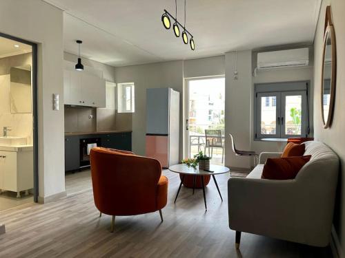 D150 Orange & New Life - Cloud9 in the city