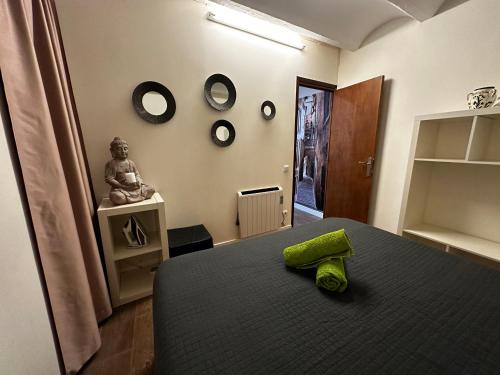 Ένα ή περισσότερα κρεβάτια σε δωμάτιο στο Nice apartment close PARK GÜELL 2