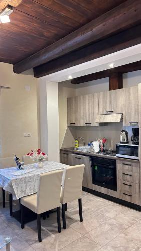 Apartment Mornar