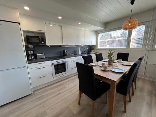 Billede fra billedgalleriet på Kyllikinsola 18 B5 Tilava 52 neliöinen rivitalokaksio 1-5 henkilöä i Seinäjoki