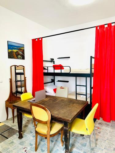 Fotografie z fotogalerie ubytování HOSTEL ART & JOY v destinaci Pula