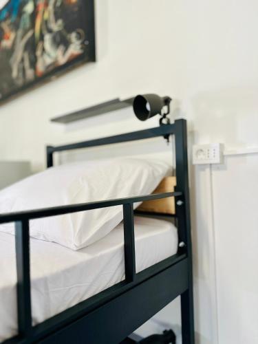 Postel nebo postele na pokoji v ubytování HOSTEL ART & JOY