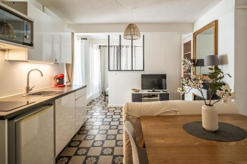 Charmant studio Rue Droite