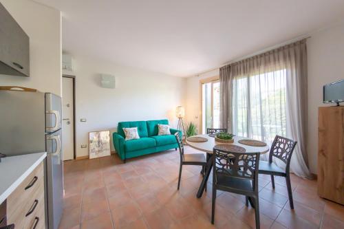 Dapur atau dapur kecil di Vistaverde Harmony Apartments
