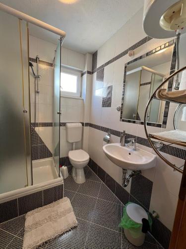 Apartmani 4 Delfina Rogoznica