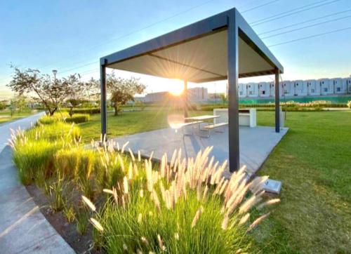 Κήπος έξω από το Casa de las Palmas tu destino en Morelos