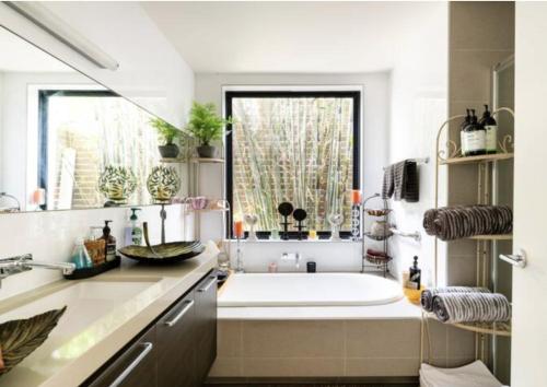 Bilik mandi di Bayside Boutique Retreat- Black Rock, Melbourne.