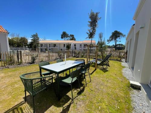 Charmante maison neuve 3 chambres, WIFI, proche forêt domaniale, avec jardin et parking privé - FR-1-323-538