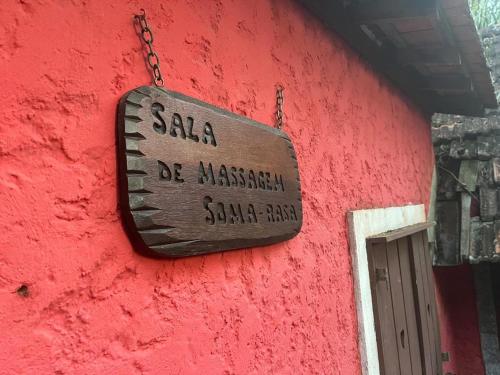 Certificado, premio, señal o documento que está expuesto en Chalé Shakti