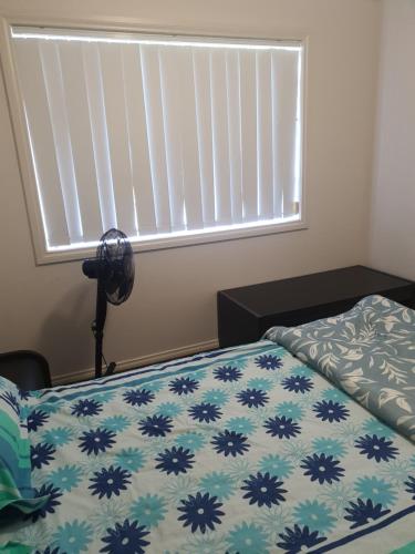 Ένα ή περισσότερα κρεβάτια σε δωμάτιο στο Comfort Home
