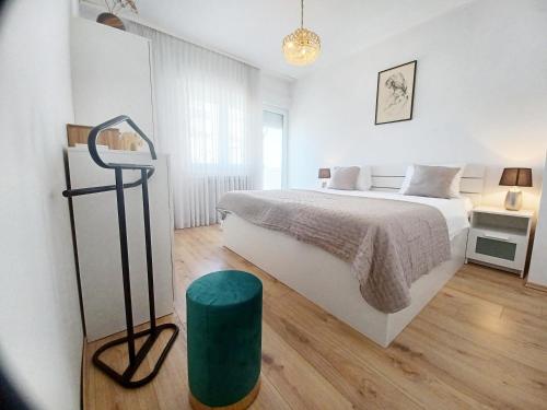 Postel nebo postele na pokoji v ubytování Villa Marante with heated private pool