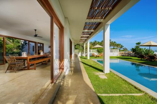 Πισίνα στο ή κοντά στο Villa Tanderra