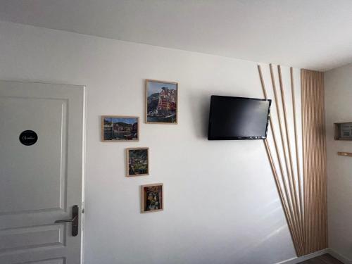 Φωτογραφία από το άλμπουμ του 1 chambre d'hôte moderne au calme à 15mn du Puy du Fou σε Mortagne-sur-Sèvre