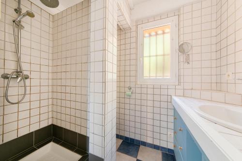 Koupelna v ubytování Soleil d'Azur - Joli Duplex avec piscine privée