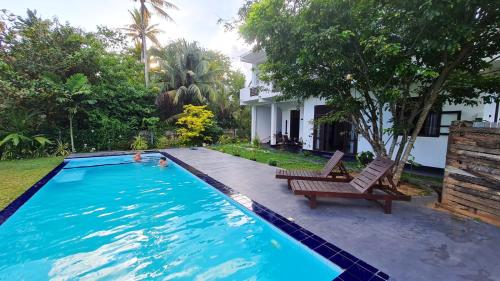 Bassein majutusasutuses HMC Villa polhena või selle lähedal