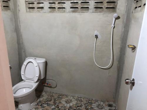 Ένα μπάνιο στο Bann sudjai