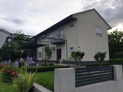 Foto Holiday Home Matija 1