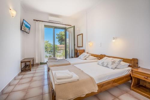 Imagen de la galería de 123 Soleil Studios, en Agia Marina Aegina