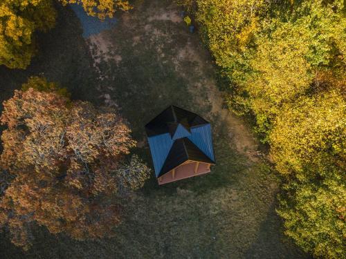 Gambar di galeri bagi Engadine Inn and Cabins di Candler