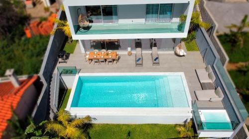 Villa Obra-Prima - Pool & Jacuzzi by LovelyStay