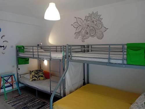 Paz & Amor Guest House - Peace & Love