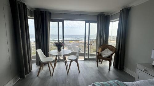 Posezení v ubytování Oceansnest Guest House