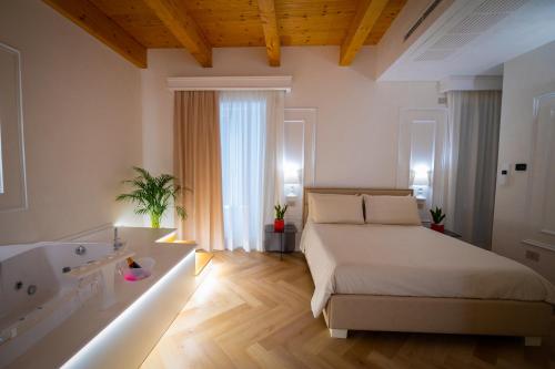 Afbeelding uit fotogalerij van La Divina - free parking - in Tropea