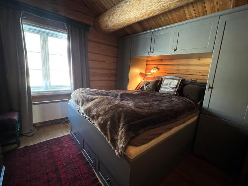 Säng eller sängar i ett rum på Geilo centrum - cozy apartment - central location