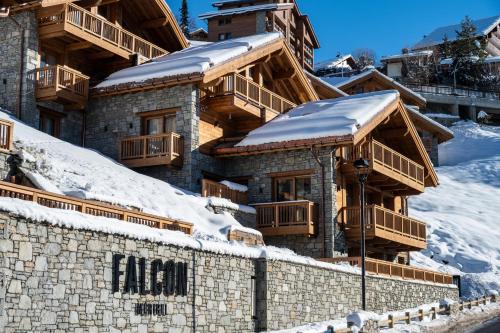 Falcon Lodge by Alpine Resorts photo 3