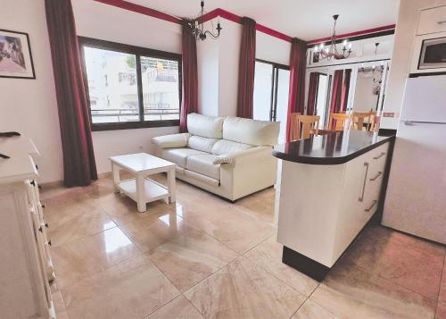 Mediterraneo 702 Super Studio with Amazing Sea Views
