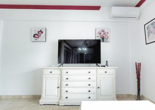 Mediterraneo 702 Super Studio with Amazing Sea Views