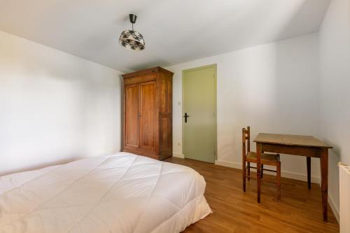 Ein Bett oder Betten in einem Zimmer der Unterkunft Bois De Roz