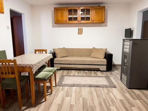 Kuchyň nebo kuchyňský kout v ubytování Csomor Apartman