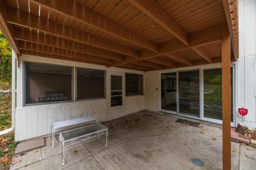 Φωτογραφία από το άλμπουμ του Plum Creek - Large home with 2 kitchens close to Pier Cove! σε Fennville