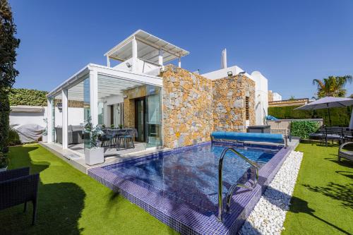 Luxe villa met verwarmd privé zwembad - Cabo Roig