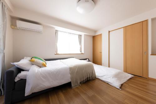 ROMANTIC FLAT IN THE HEART OF SHIBUYA / 7MIN WALK
