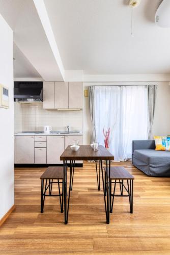 ROMANTIC FLAT IN THE HEART OF SHIBUYA / 7MIN WALK