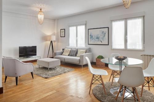 The Rentals Collection - Botanika