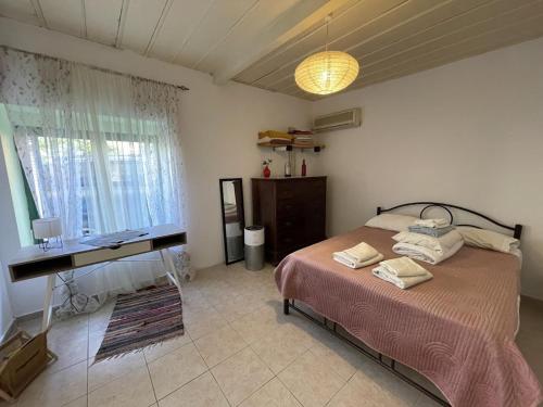 Central Apartment Corfu island near the port