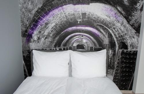 Ένα ή περισσότερα κρεβάτια σε δωμάτιο στο Apartament blisko ZOO, Orientarium oraz Atlas Areny