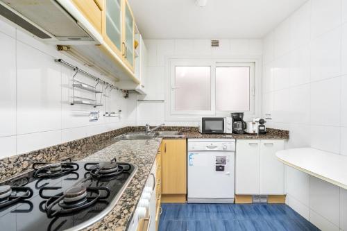 Families & Groups 4BR2BA by Sagrada
