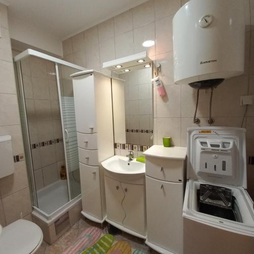 Galeriebild der Unterkunft Apartman M Igalo in Igalo