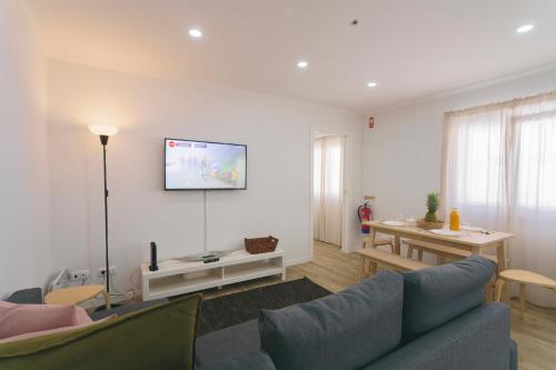 Best Houses 102 - Hut Spot Peniche