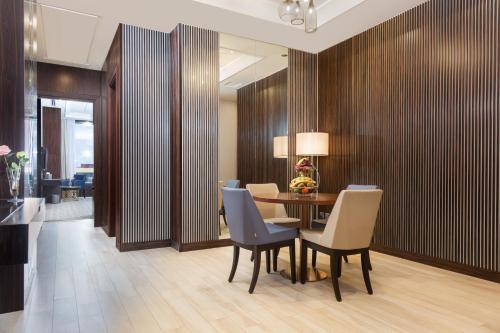 Posezení v ubytování Nivel Hotel Abha