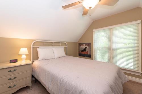 Φωτογραφία από το άλμπουμ του Lake Life - located just steps to South Beach σε South Haven