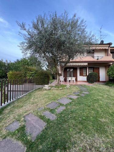 Vườn quanh Villa Luisa
