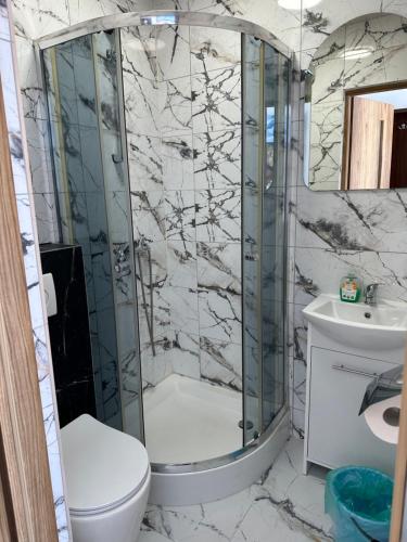 Salle de bains dans l'établissement Pokoje i apartamenty Aga Centrum